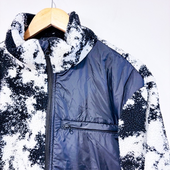 H&M Black & White Teddy Jacket - Picture 4 of 10